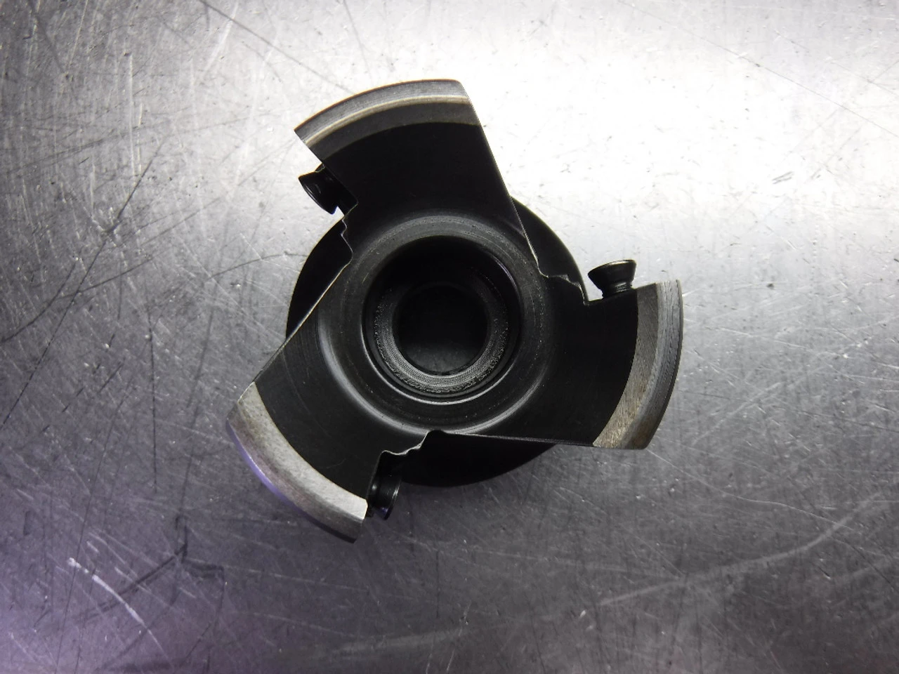 Iscar 2.5" Indexable Facemill 1" Arbor F90AL D2.50-1.00-22 (LOC166)