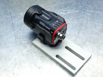 USED KEYENCE IV500CA