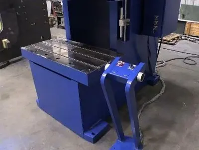 USED STANDARD DC200 C-FRAME PRESS (200 TONS FORMING /130 TONS PUNCHING)