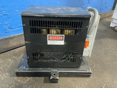 Used HAMMOND MANUFACTURING 138688 Transformers Ohio US | HGR 24 #1520816