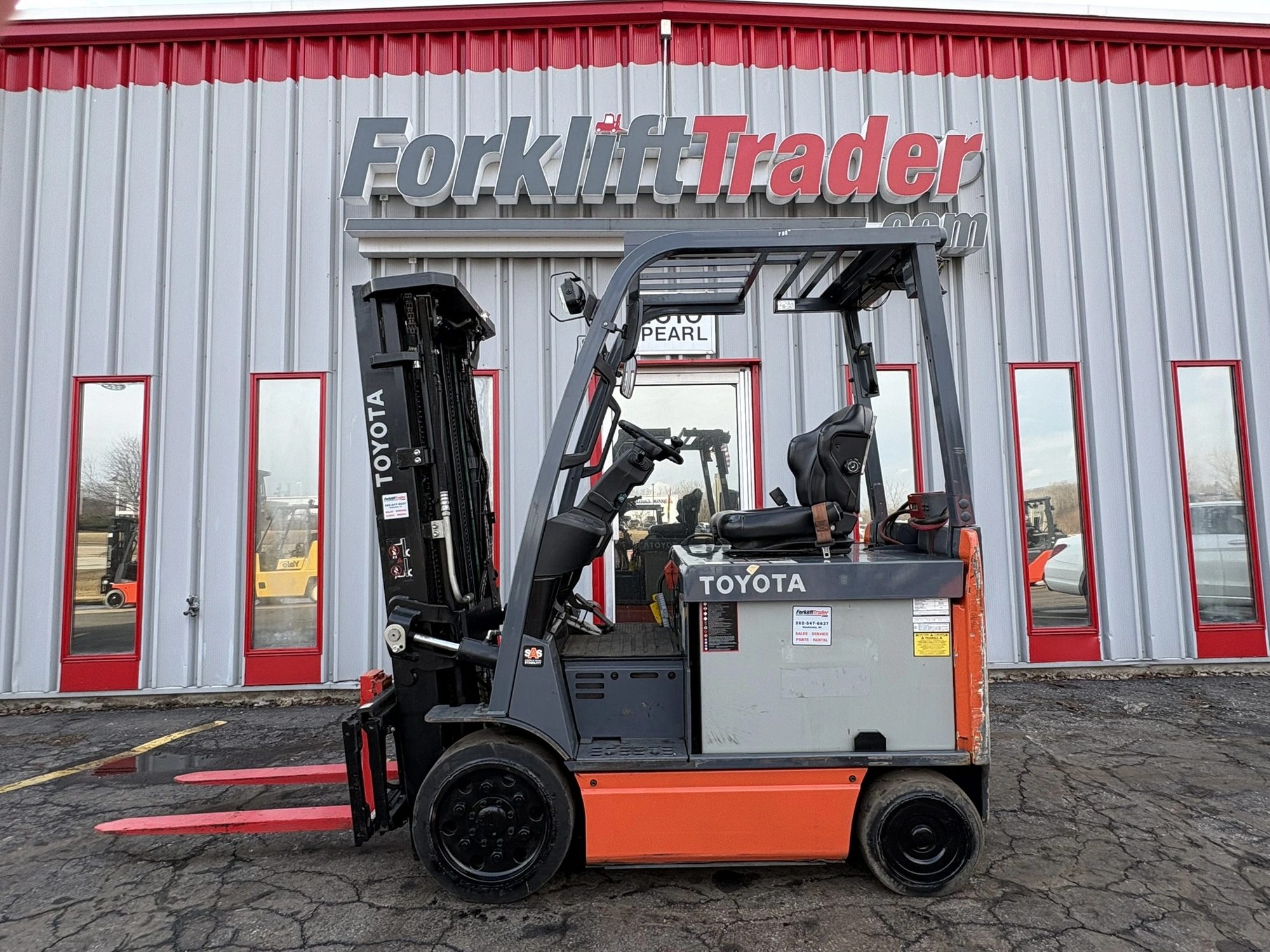 USED 2018 TOYOTA 8FBCHU25