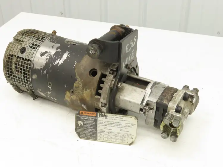 Used SAUER DANFOSS _UNKNOWN_ Forklift Attachments | Arrow Industrial #562566