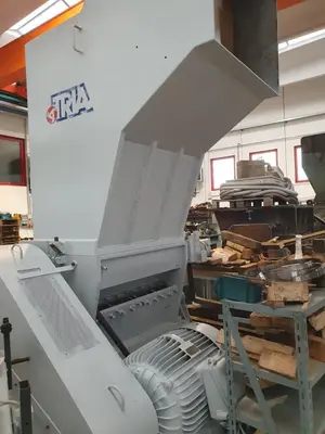 USED 2004 TRIA XT 100-80