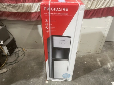 Used FRIGIDAIRE HOT AND COLD WATER DISPENSER Beverage Dispensers Michigan US | Miedema Asset Management Group #1322183