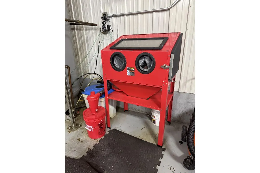 Used _UNKNOWN_ _UNKNOWN_ Blast Room (Manual Booth) Utah US | KD Auctions #1549192