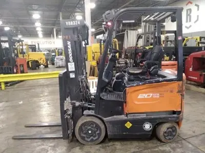 USED 2020 DOOSAN BC20S-7
