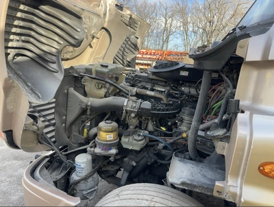 USED 2015 FREIGHTLINER CASCADIA