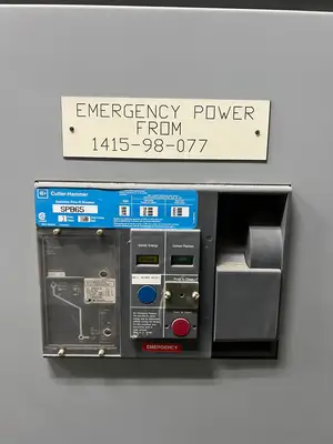 Advantage 2100 MCC, 600V, 3-Ph, 1200A, 10 Sections w/ Transfer Switch