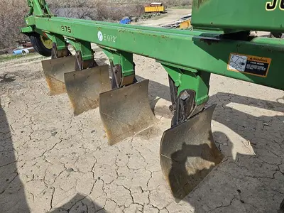 USED JOHN DEERE 975