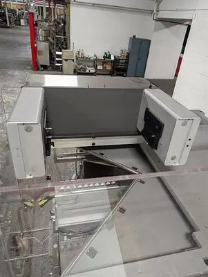 Klockner model LA-500 vertical strip packager