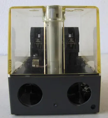 Klockner Moeller 20 Amp Industrial Contactor DIL 00-40-NA  3 Pole 20A 115V Coil