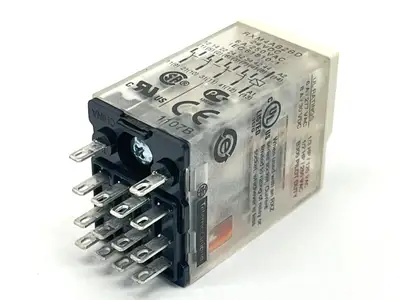 Used Schneider Electric RXM4AB2BD,RXZE2M114M,RXM040W Relays & Switches Michigan US | Maverick Industrial Sales #1401668