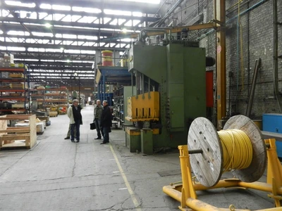 USED LVD EMC 200 TON