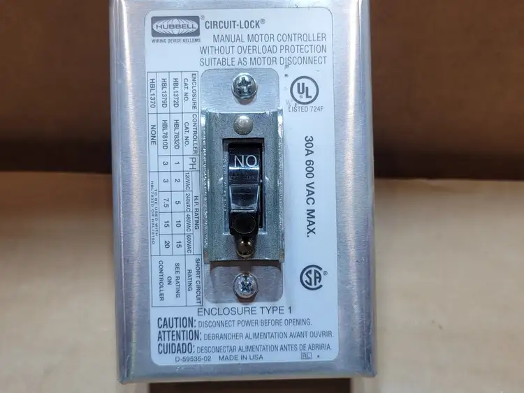 Used HUBBELL HBL1372D Switchgears British Columbia CA | Lenmark #913679