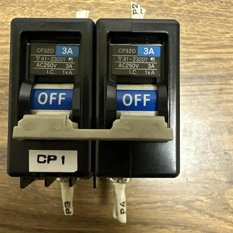 Used FUJI CP32D Circuit Breakers | Surplus Asset Holdings #1189063