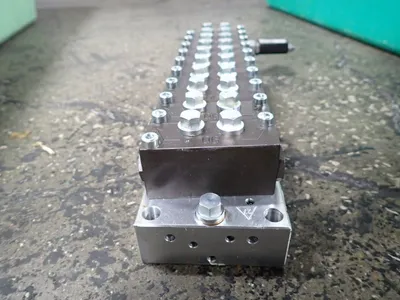 Used WOERNER _UNKNOWN_ Parts (Hydraulics and Pneumatics) Ohio US | HGR 24 #885629