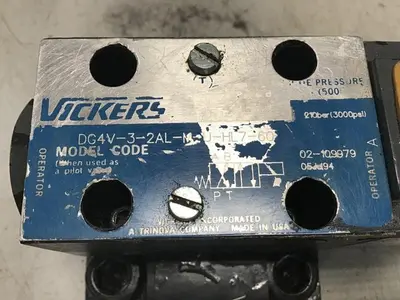 USED VICKERS DG4V-3-2AL-M-U-HL7-60