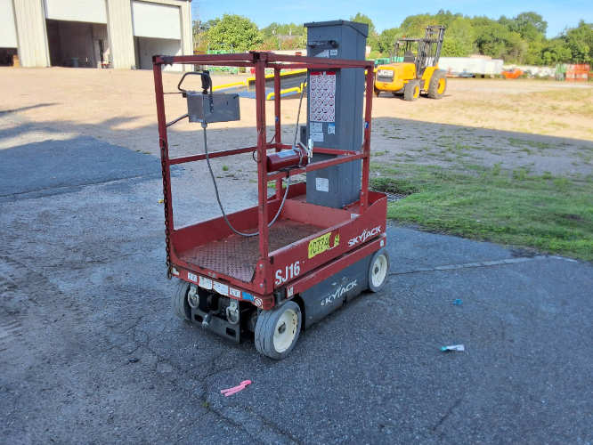 Used 2018 Skyjack SJ16 Manlifts North Carolina US | Stack Equipment #1362079