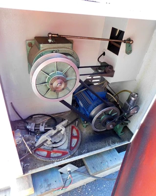 USED DAKE JOHNSON BAND SAW V-24
