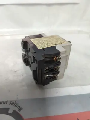 Used SIEMENS 3VE1010-2L Industrial Controls Ohio US | Surplus Asset Holdings #1412760