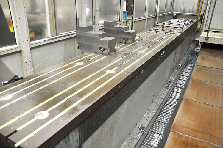 Used T-SLOT TABLE 10 000 X 1000 MM Tables, Floor & Layout Plates BE | Apt International N.V #366543