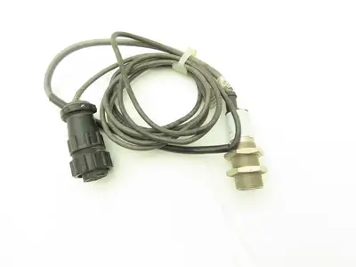 Balluff BOS 18M-NA-1PD-E4-C Proximity Retroreflective Sensor Switch BOS0020
