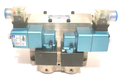 NEW OILGEAR 142-445-555-104 VALVE VL802872 142445555104