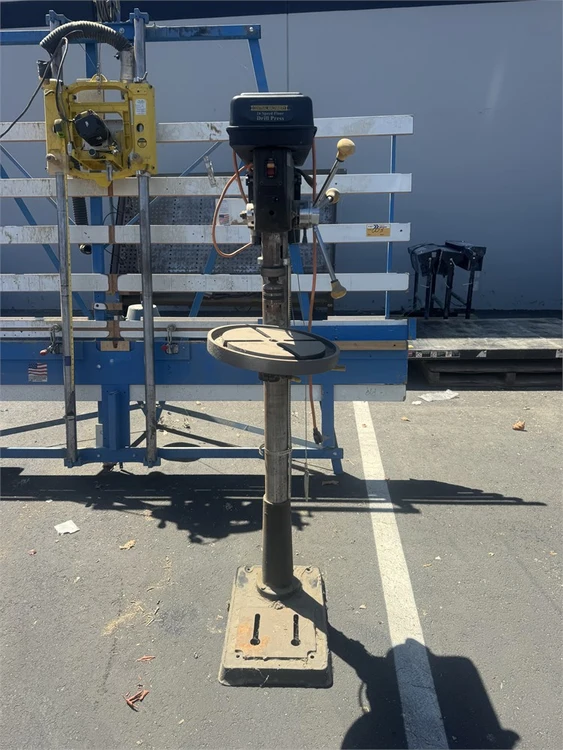 Used CENTRAL MACHINERY _UNKNOWN_ Drill Press (Woodworking) California US | MachineryMax #1373204