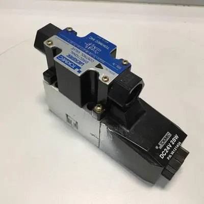 USED VICKERS DG4V32AMP7H750
