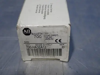 NEW ALLEN BRADLEY 700HA32A1