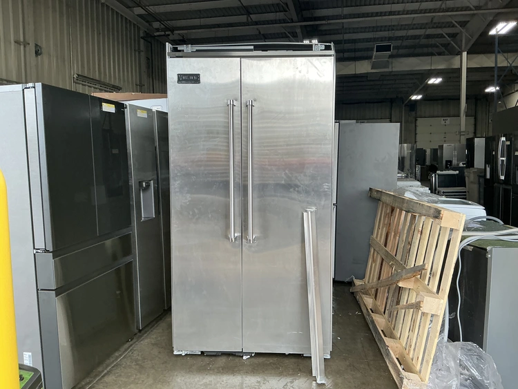 Used VIKING VCSB5423SS Refrigerators Michigan US | Miedema Asset Management Group #1338932