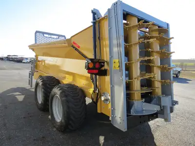New | in-Stock 2026 TUBELINE NITRO 575RS Manure Spreaders Pennsylvania US | Zimmerman Farm Service #1409831