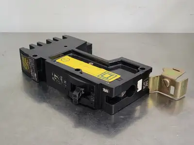 USED SQUARE D FY120