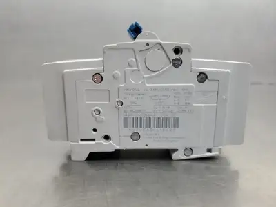 USED Allen-Bradley 1489-M2D040 D Circuit Breaker, 2P, 4A, 480/277VAC, 96VDC