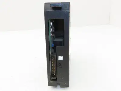 GE Fanuc IC693MDL940K Output Relay Module 2A 16PT