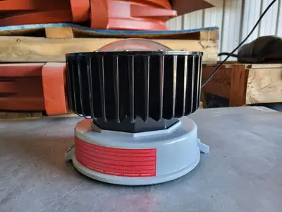 NEW CROUSE-HINDS VMV7L/UNV1