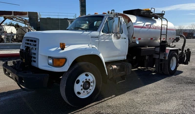 Used 1998 FORD F-SERIES F800 Tanker trucks Kentucky US | Proxy Equipment #1426118