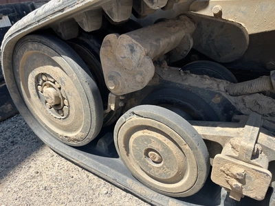 USED 2015 CAT 277D
