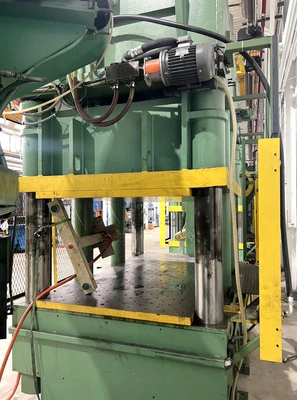 USED 1987 ST. LAWRENCE ST. LAWRENCE 2K23 PRESS