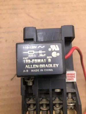Allen-Bradley 700-F220A1 Series B Control Relay 10A 660V w/ 196-FTB Ser. B Timer