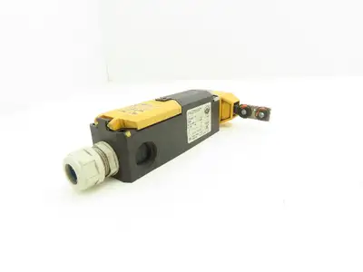Used PILZ _UNKNOWN_ Relays & Switches Indiana US | Arrow Industrial #1408355