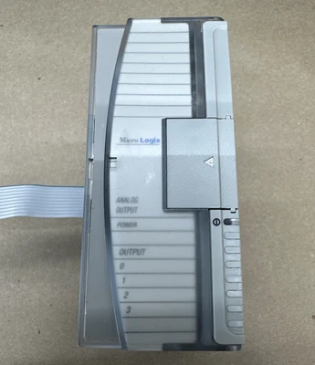 NEW Allen-Bradley 1762-OF4