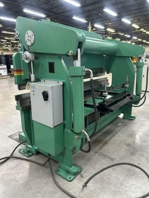 USED 1987 ACCURPRESS 713010