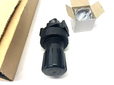 New | in-Stock Parker Prep-Air II FRL Regulator, Standard, 1/4" Ports Air Pressure Regulators Michigan US | Maverick Industrial Sales #1389836