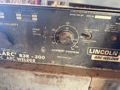 Used LINCOLN R3R-300 ARC WELDER Arc Welders Michigan US | Miedema Asset Management Group #1369517