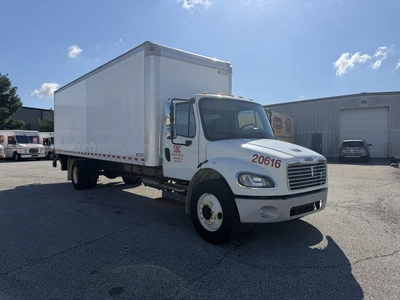 Used 2016 FREIGHTLINER BUSINESS CLASS M2 26' BOX TRUCK Box trucks Ohio US | Miedema Asset Management Group #1709386