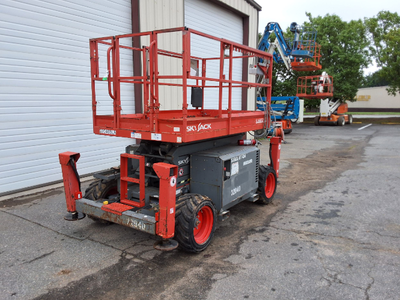 Used 2016 Skyjack SJ6832 RT Scissor Lifters North Carolina US | Stack Equipment #1208762