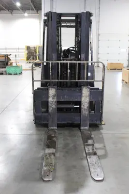 YALE GLC100MGNGAE085 Forklift Trucks | Levy Recovery Group (1)