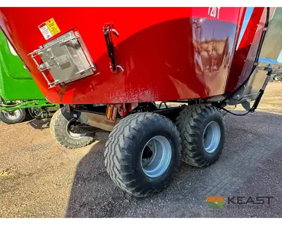 Used CLOVERDALE _UNKNOWN_ Feeder Wagons Iowa US | Keast Enterprises #1360089
