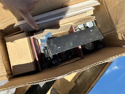 Used TAWI VACUMOVE VM200 Vacuum Lifts, Sheet Metal Lifters California US | MachineryMax #1320513